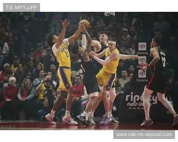 凯尔特人大胜灰熊，团队火力恐怖：NBA赛场的耀眼奇迹