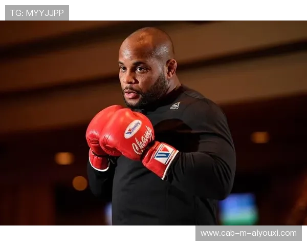 UFC斗士助力公益马拉松：用激情与坚持传递正能量